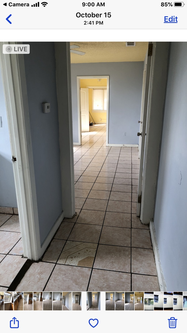 Photo - 1980 Hope St Unidad 1980