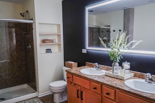 Photo - 2107 Grand Blvd Unidad 1207