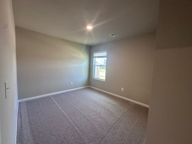 Photo - 9212 Blackfork Ln