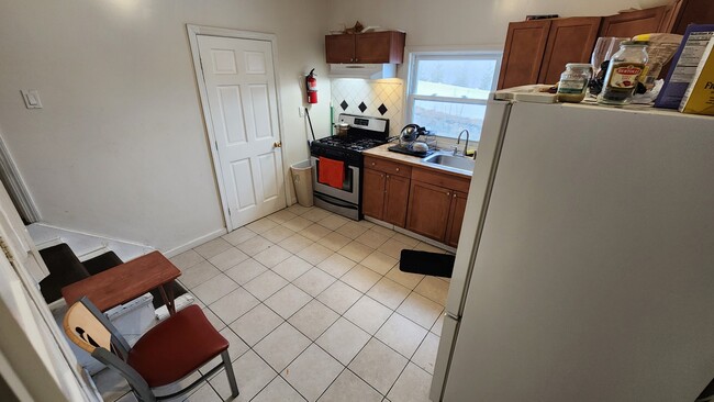 Photo - 721 Birch St