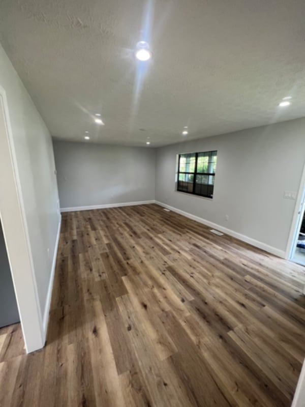 Photo - 208 Mount David Dr