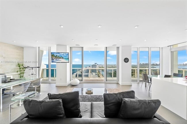 Photo - 4775 Collins Ave Unit PH4305
