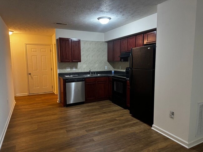 Photo - 115 Corvette View Ct