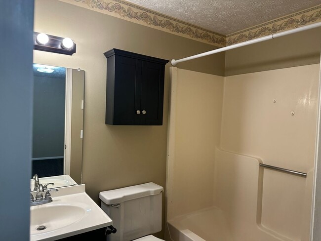 Photo - 802 12th St NW Unit 8