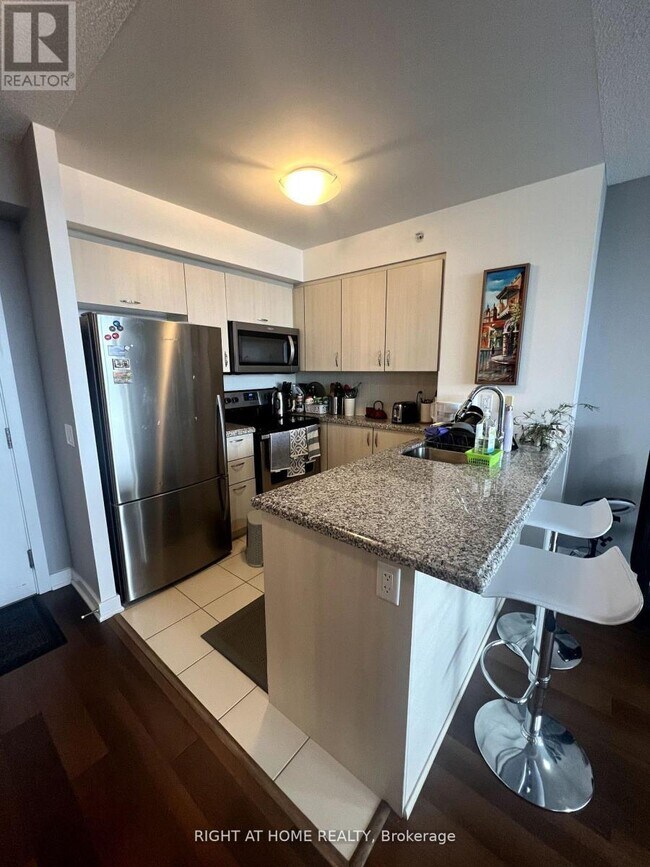 Photo - 5740 Yonge St Unit 1603