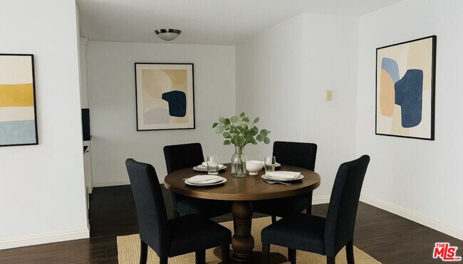 Photo - 1475 S Wooster St Unit 3