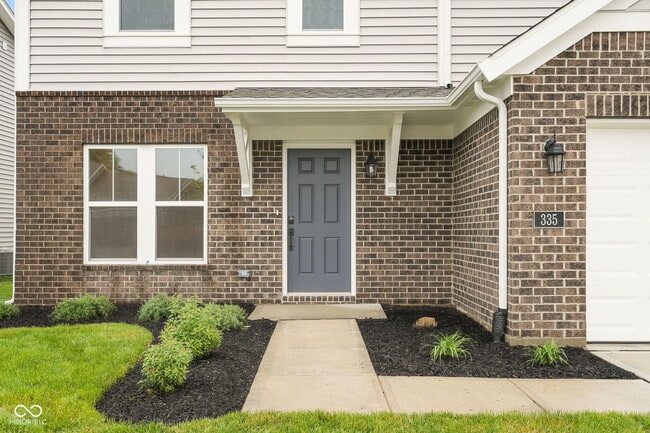 Photo - 335 Atlas Dr