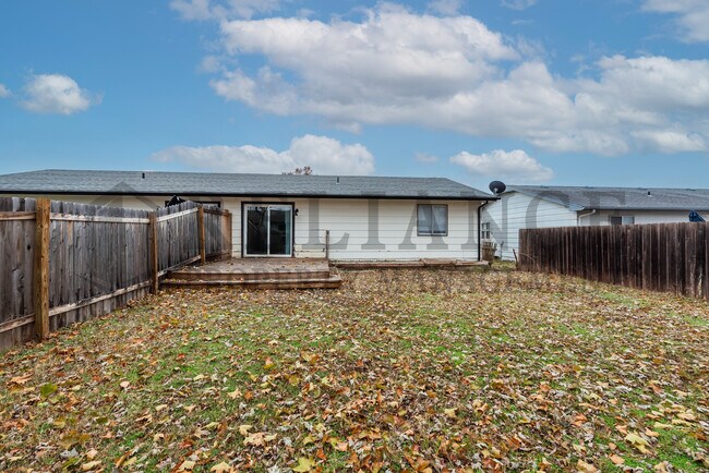 Photo - 8710 Lakeland Cir