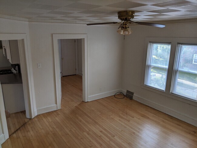 Living room looking at Bedroom 1 - 133 e Montana st Unidad #1