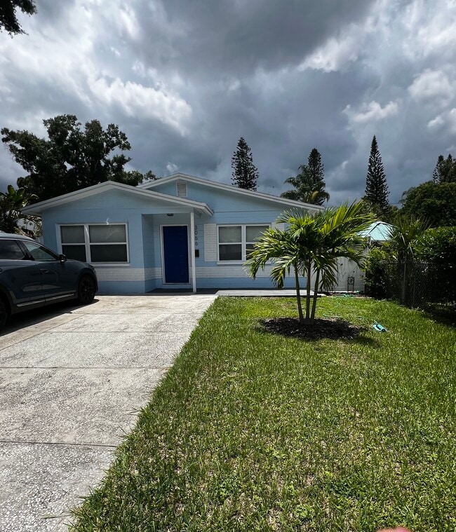 Building Photo - 3066 8th St N Rental