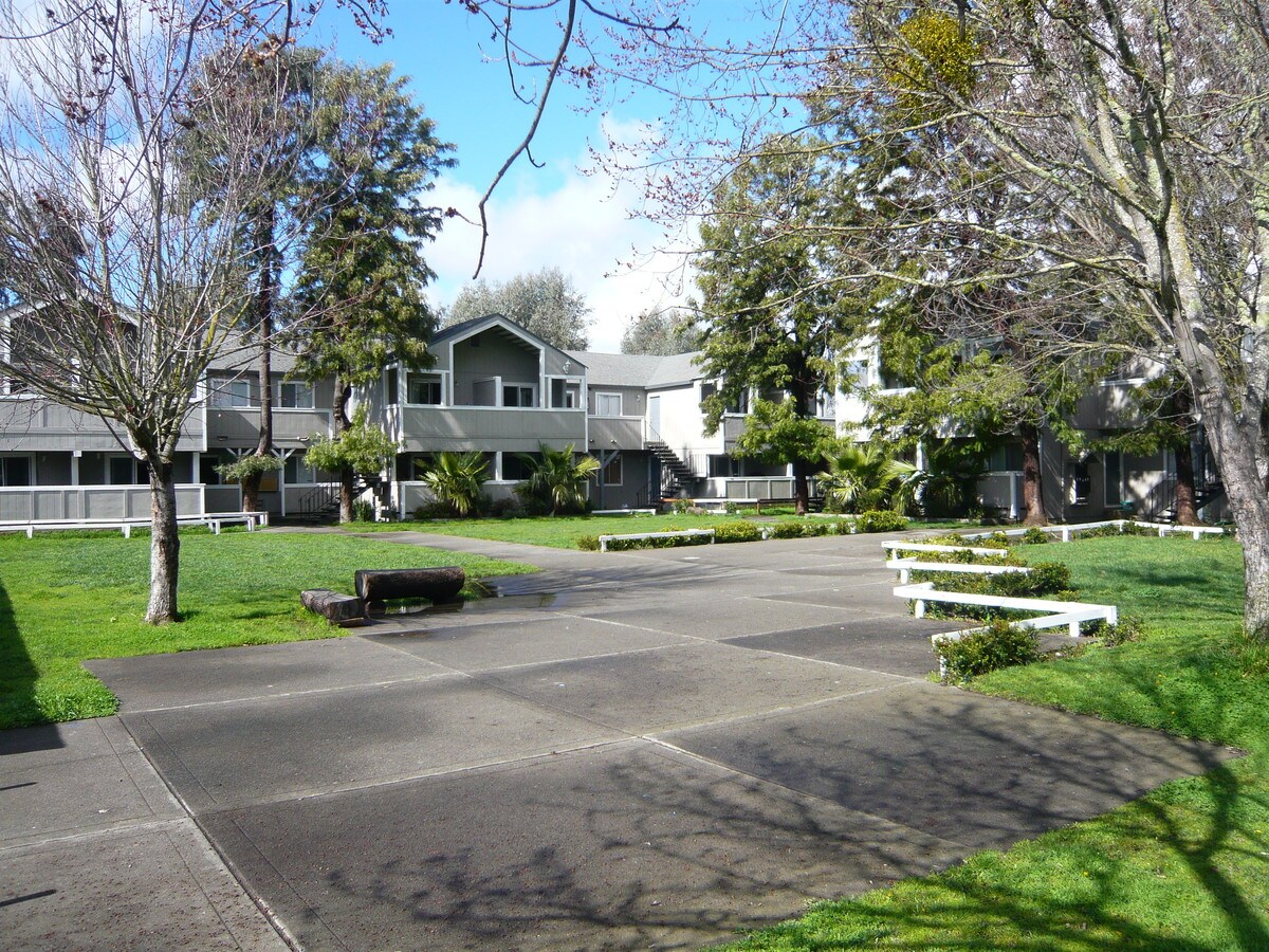 Photo - Continental Apartments