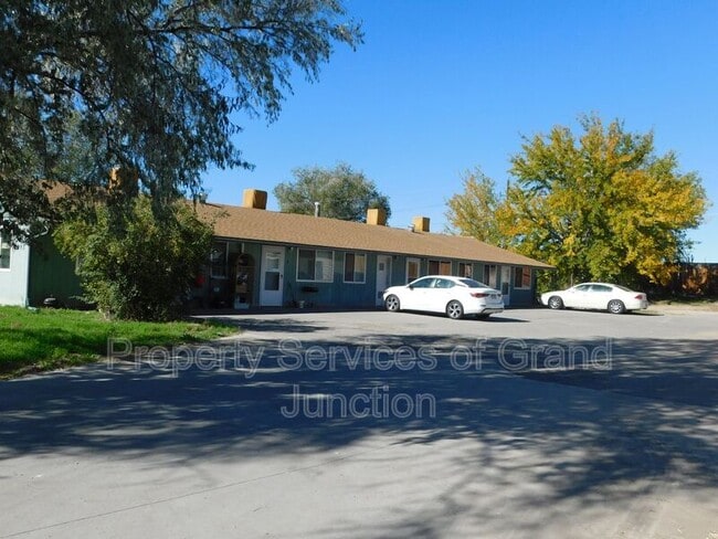 Building Photo - 3292 Lombardy Ln Unit C