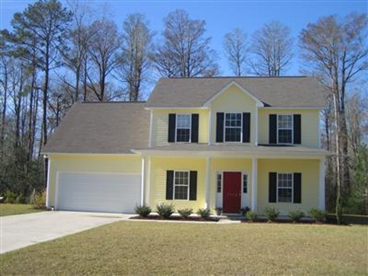 3 Bedroom with BONUS in Leland! - 3 Bedroom with BONUS in Leland! House