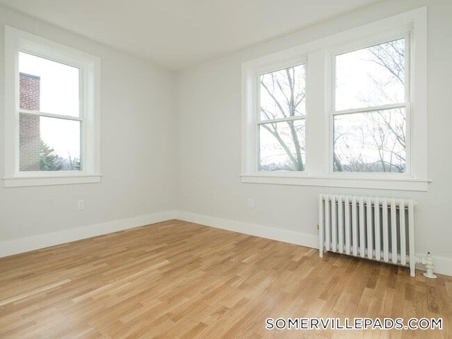 Building Photo - 136 Highland Ave Rental
