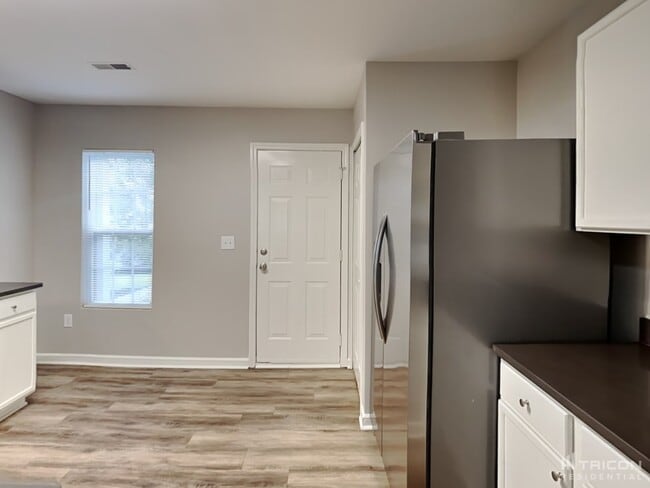 Photo - 1628 Poplar Shadow Dr