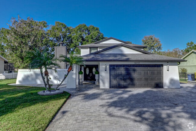 Building Photo - 16212 W Course Dr Rental