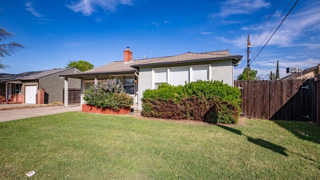 Photo - Centrally Located Sacramento Home
