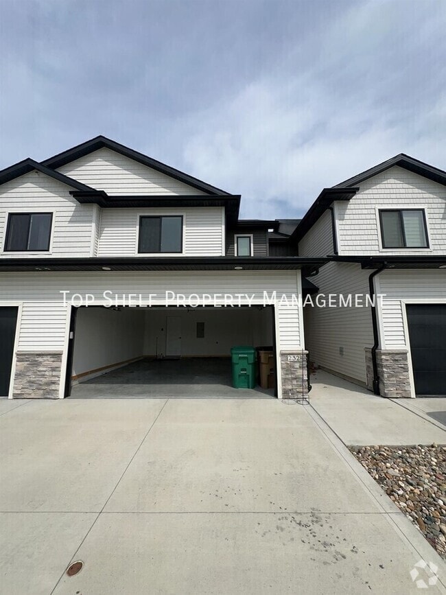 Building Photo - 232 Bristlecone Dr Rental