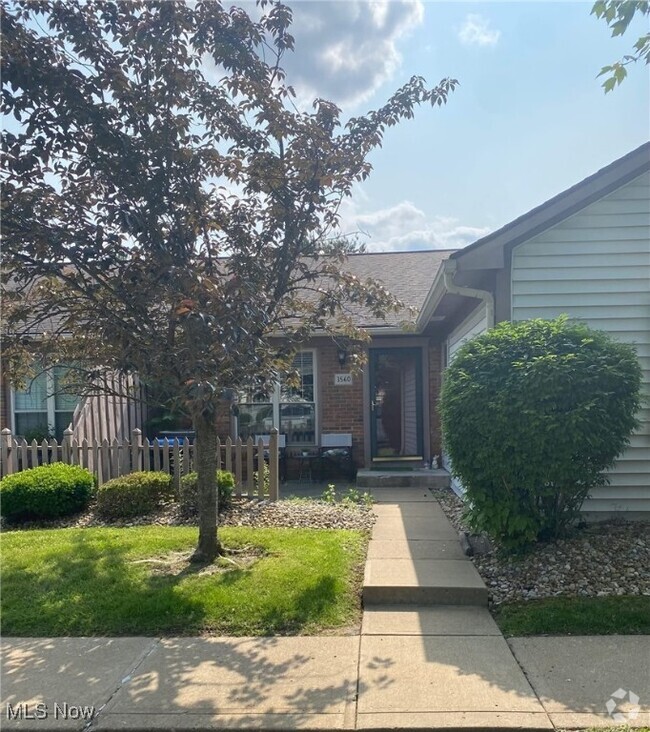Building Photo - 3560 Chesapeake Dr Rental
