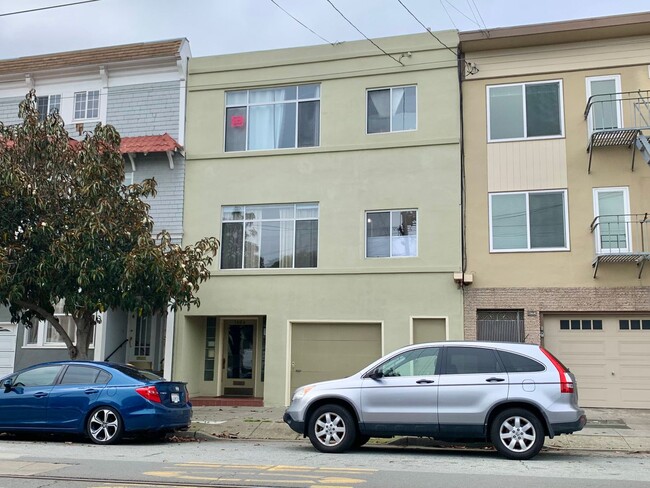 Photo - 1BR/1BA Prime Noe Valley Apt. on Church at... Unidad 1606 Church Street, #2