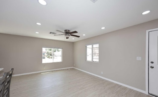 Photo - 9111 E Olive Ln N