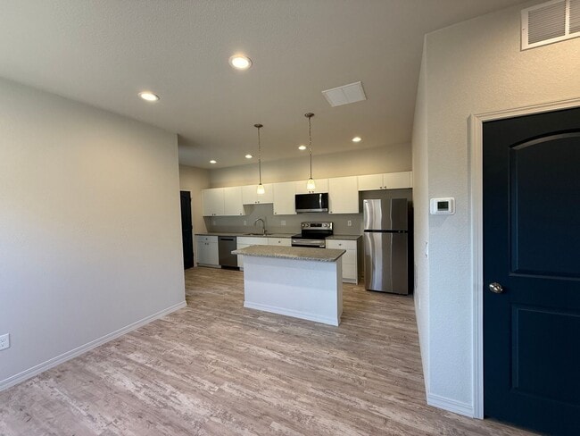 Photo - 278 W Harmony Dr