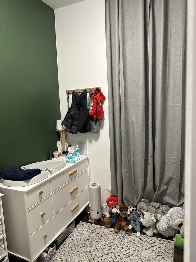 Photo - 2202 W Cermak Rd Unit 2F