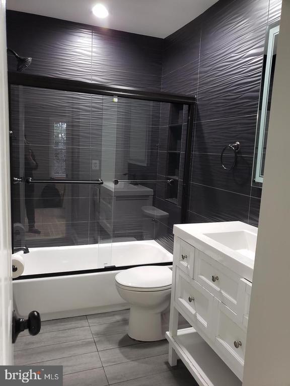 Photo - 2510 S Walter Reed Dr