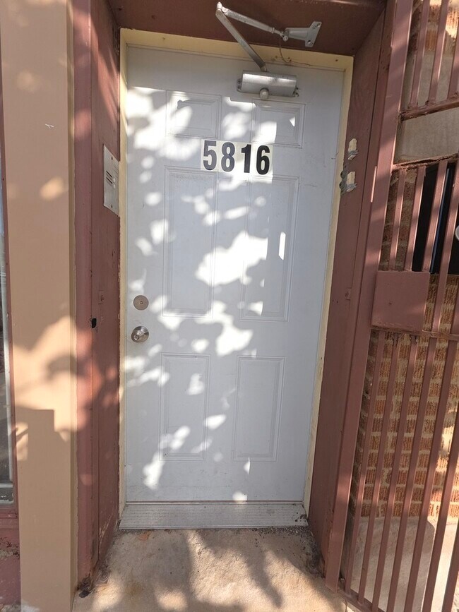Photo - 5816 W Chicago Ave Unit 2