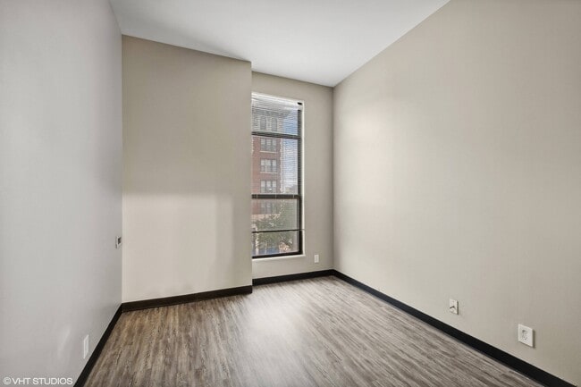 Delmar Loop Apartments