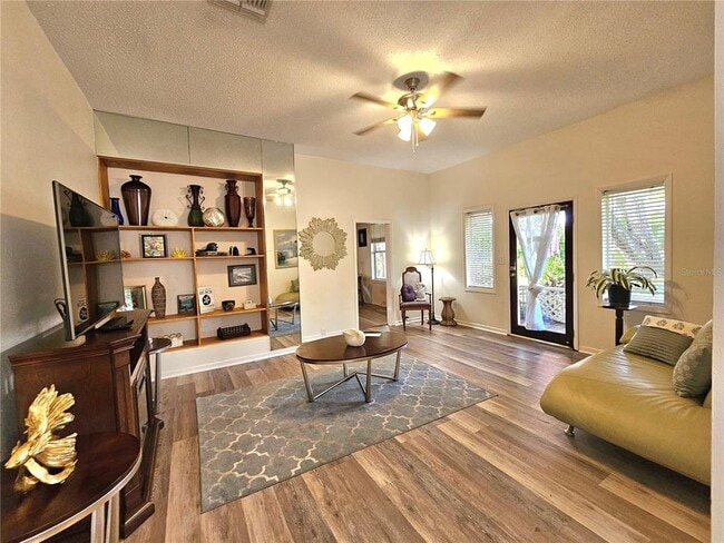 Photo - 1500 N Osceola Ave