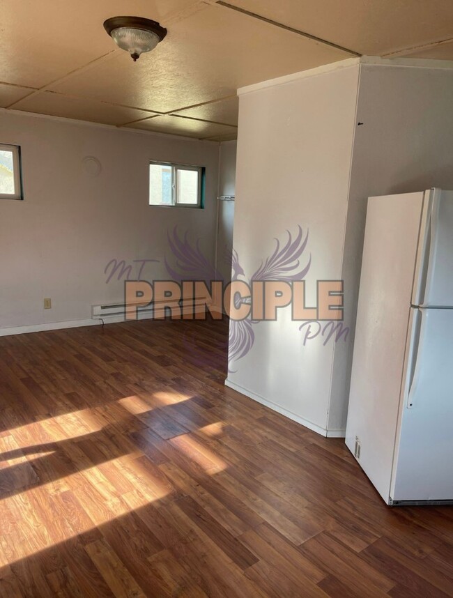 Photo - 715-719 W 6th St Unit 717