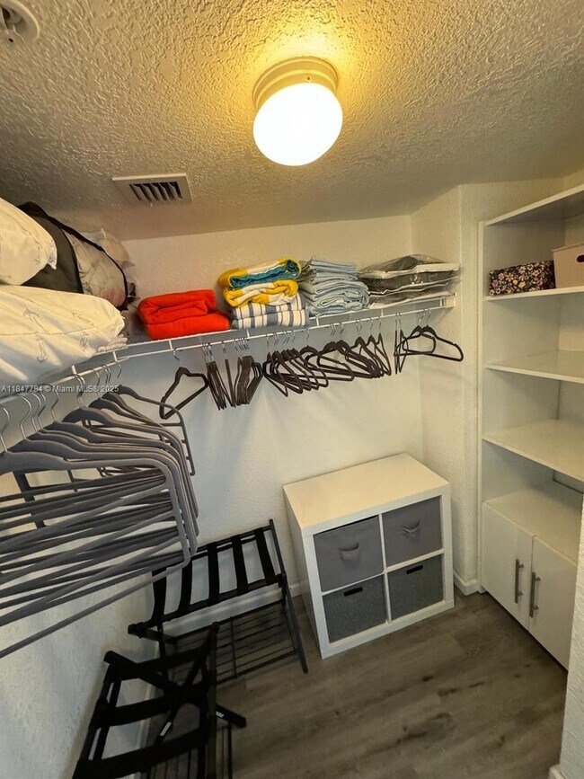 Photo - 2501 S Ocean Dr Unidad 1105