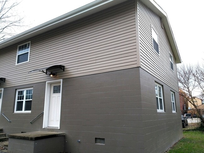 Photo - 317 Gilman Ave Unit Apt C