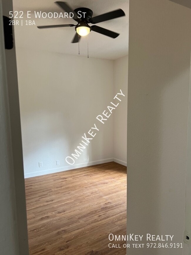 Photo - 522 E Woodard St