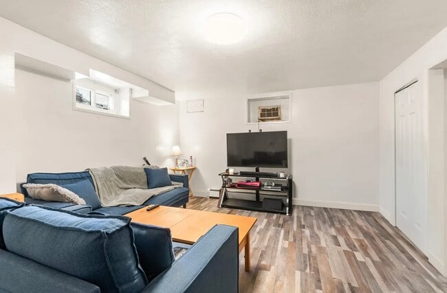 Building Photo - 64 Brighton Ave Unit B Rental