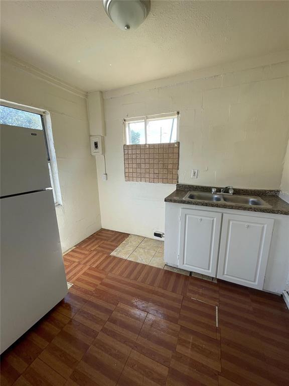 Photo - 131 B St