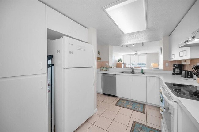 Photo - 6085 Bahia Del Mar Cir N Unit 467