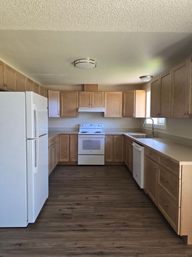 Photo - Newly renovated 3 bedroom rambler