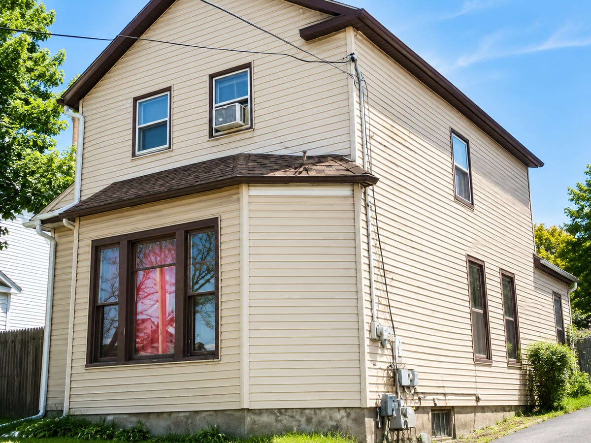 Photo - 218 N West Ave