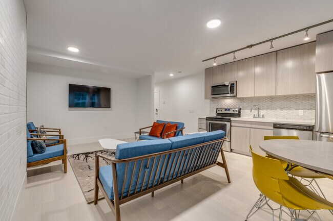 Photo - 1425 Haro St Unit 201