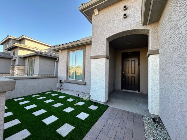 Photo - 8909 W Missouri Ave