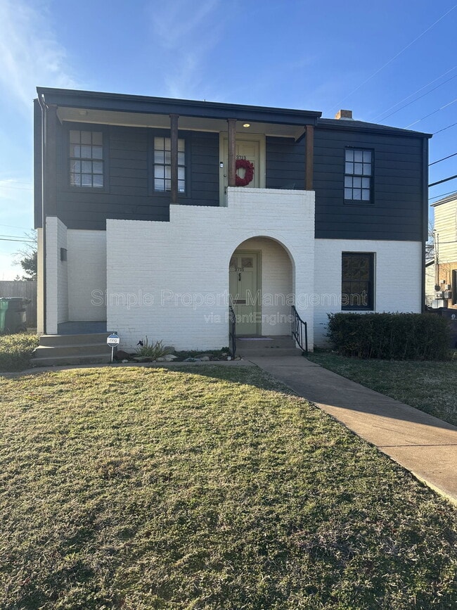 Building Photo - 3713 N Lee Ave