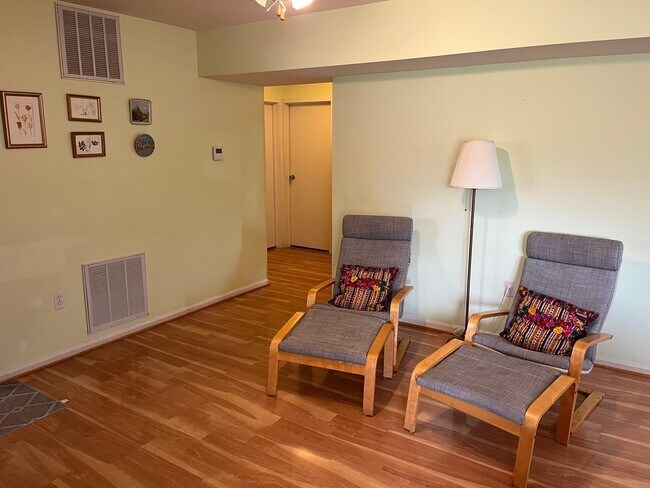 Photo - 4520 Conwell Dr Unidad 220