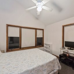 Photo - 640 Northbrook Dr