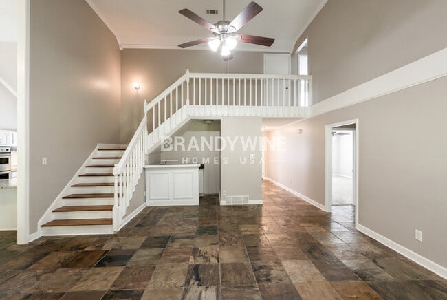 Photo - 8606 Dena Cove W