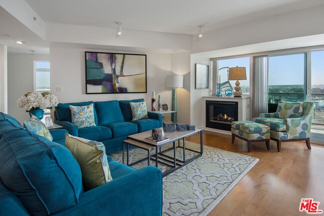 Photo - 13600 Marina Pointe Dr Unit 606