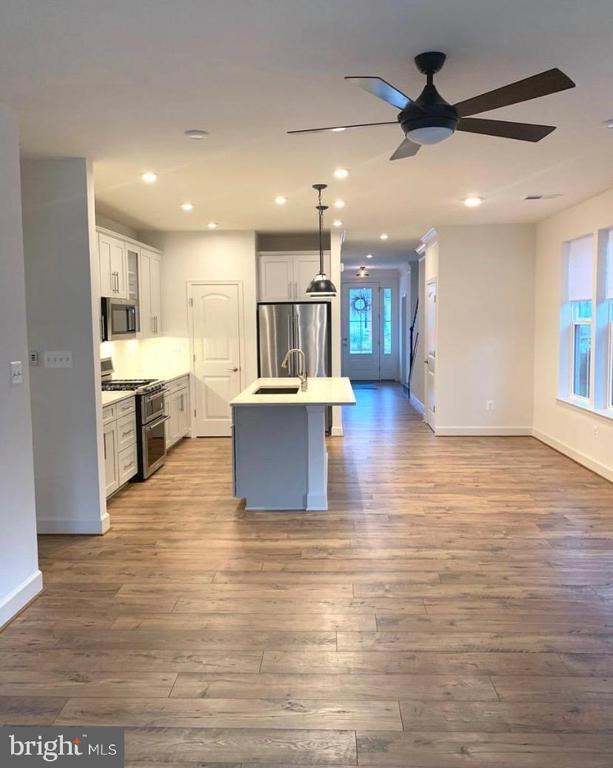 Photo - 31612 Old Postal Wy