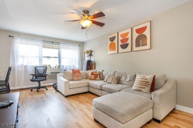Building Photo - 25 River Rd Unit C-21 Rental
