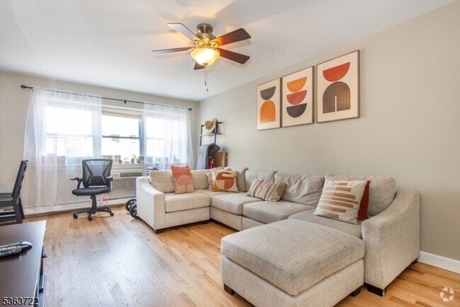 Building Photo - 25 River Rd Unit C-21 Rental